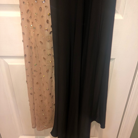 Jovani Evening Gown - Picture 6 of 8